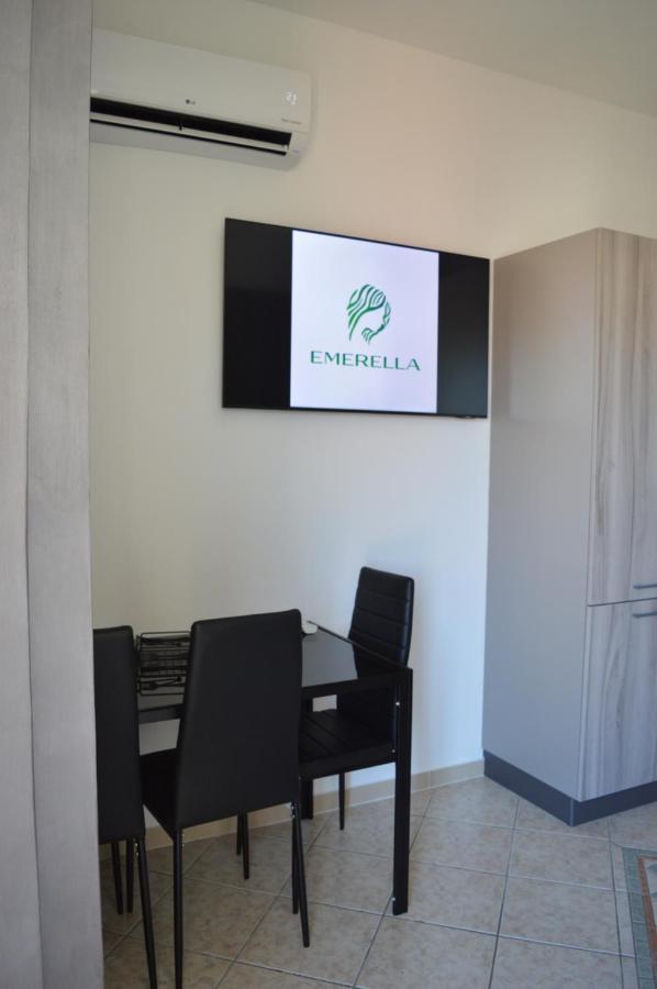 Emerella Guest House Siderno Beach ภายนอก รูปภาพ